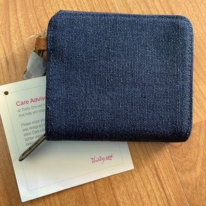 New in bag, Thirty-One Clip N’ Zip Wallet in Vintage Slate
